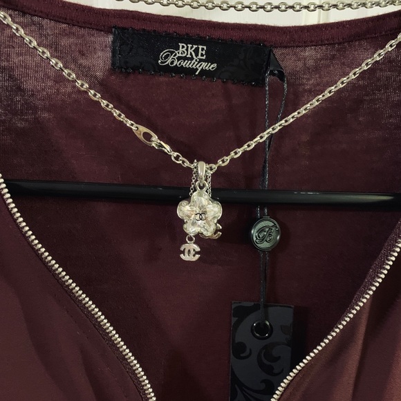 BKE Burgandy Military Embellished Zip Front Top - Picture 5 of 8